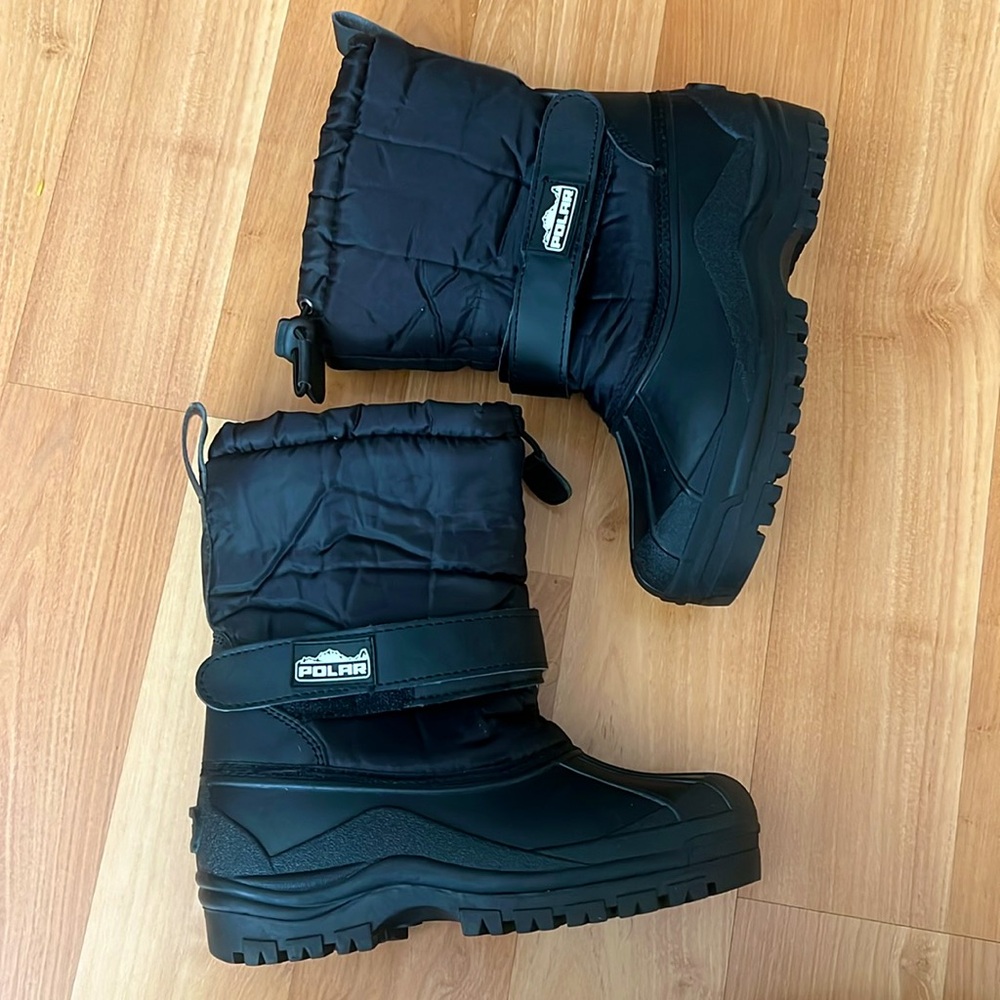 Polar Black Snow Boots